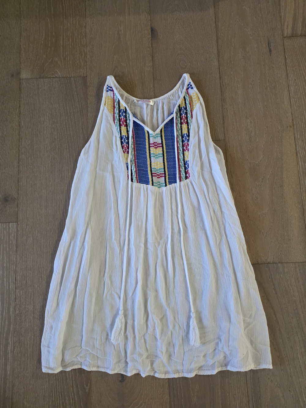 Boho Embroidered White Sleeveless Women's Top